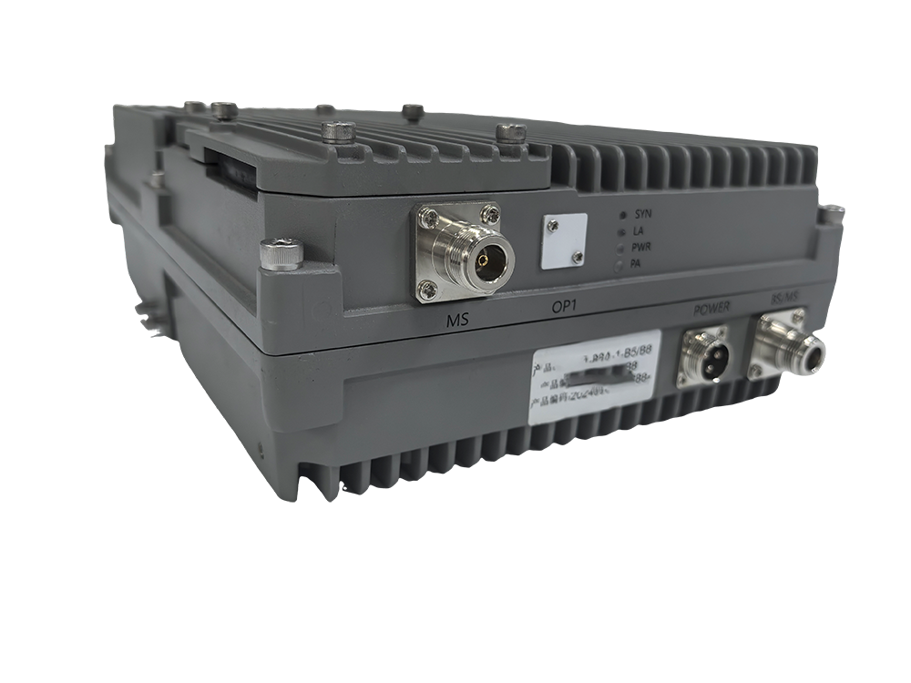  乌尔禾三频手机信号接收器2000㎡